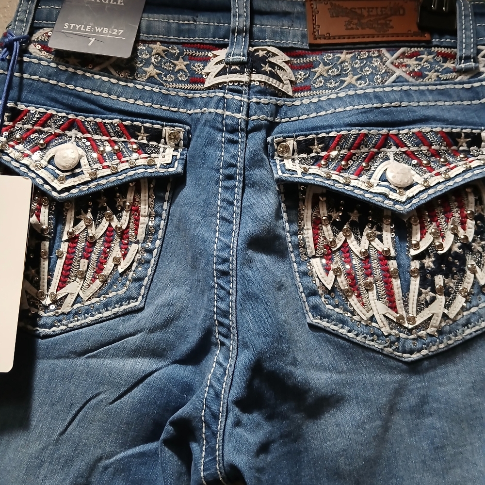 Westfield eagle nwot sizes ,11, cowboy style